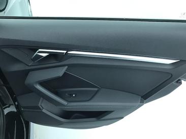 Audi A3 Sportback E-tron 40 — photo 82