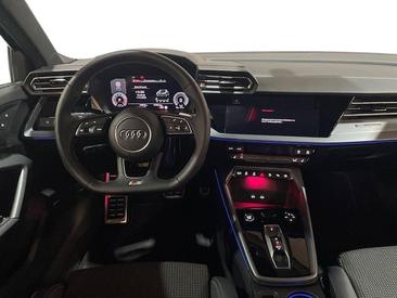 Audi A3 Sportback 35 TDI — photo 24