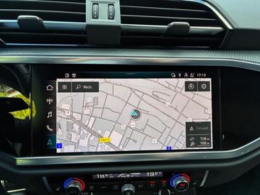 Audi Q3 35 TFSI — photo 36