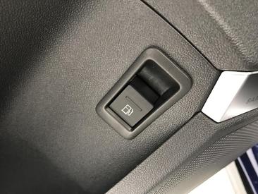 Audi A3 Sportback 35 TDI — photo 101