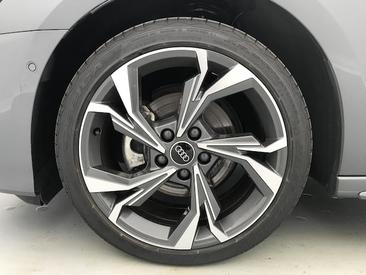 Audi A3 Sportback 35 TDI — photo 37