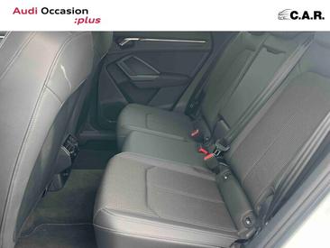 Audi Q3 35 TDI — photo 12