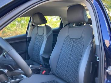 Audi A1 Sportback 30 TFSI — photo 18