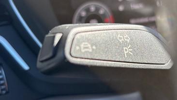 Audi A4 Avant 40 TDI — photo 24