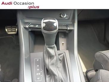 Audi Q3 35 TDI — photo 12