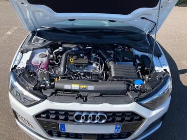 Audi A1 Sportback 30 TFSI — photo 12