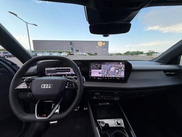 Audi Q3 E-hybrid — photo 16