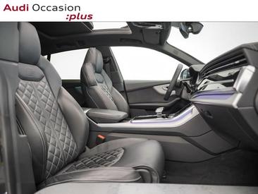 Audi Q8 TFSI E 60 E Quattro — photo 11