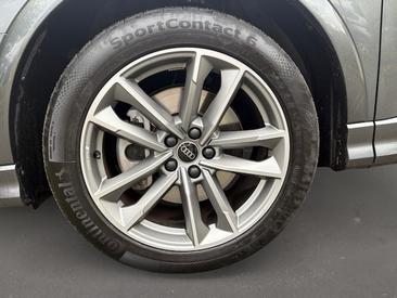 Audi Q3 TFSI E 45 E — photo 9