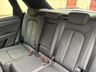 Audi Q3 TFSI E 45 E — photo 15