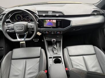 Audi Q3 TFSI E 45 E — photo 16