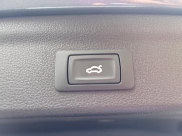 Audi Q3 TFSI E 45 E — photo 17