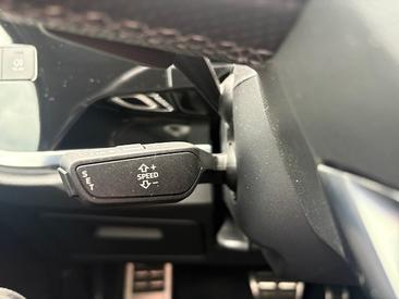 Audi Q3 TFSI E 45 E — photo 20