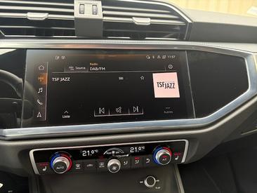 Audi Q3 TFSI E 45 E — photo 23