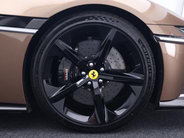 Ferrari 12Cilindri Spider — photo 21
