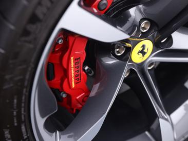 Ferrari SF90 Stradale — photo 29