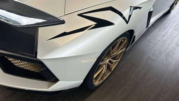 Lamborghini Aventador LP 700-4 — photo 28