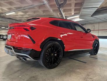 Lamborghini Urus — photo 5