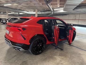 Lamborghini Urus — photo 9