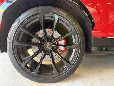 Lamborghini Urus — photo 19