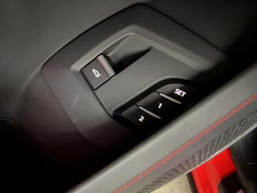 Lamborghini Urus — photo 34