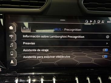 Lamborghini Urus — photo 47
