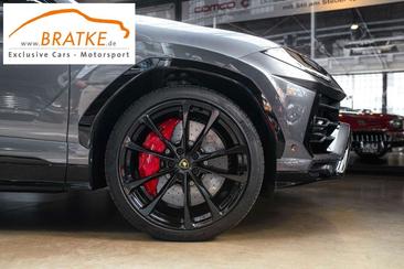 Lamborghini Urus — photo 8