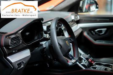 Lamborghini Urus — photo 16