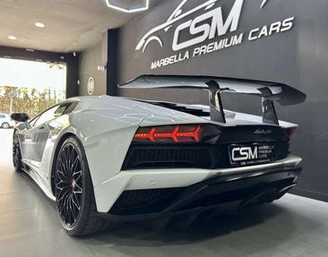 Lamborghini Aventador S — photo 7
