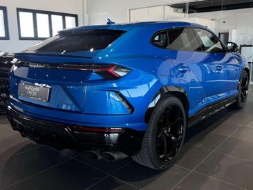 Lamborghini Urus — photo 6