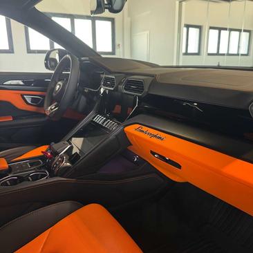 Lamborghini Urus — photo 9