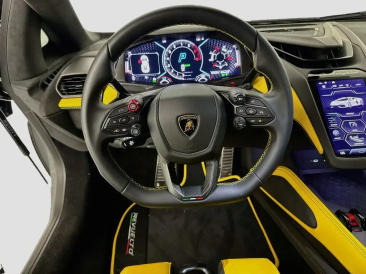 Lamborghini Revuelto Revuelto — photo 7