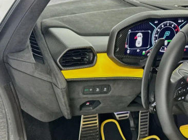 Lamborghini Revuelto Revuelto — photo 10