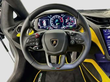 Lamborghini Revuelto Revuelto — photo 11