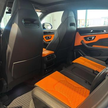 Lamborghini Urus — photo 12
