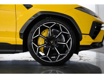 Lamborghini Urus S Urus Performante — photo 9