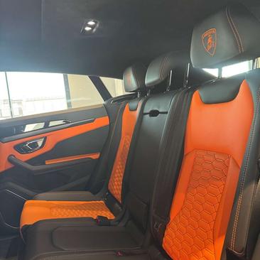 Lamborghini Urus — photo 13