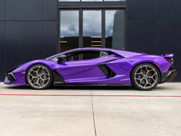 Lamborghini Revuelto Revuelto — photo 10