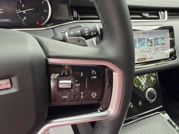 Land Rover Range Rover Evoque P200 — photo 22