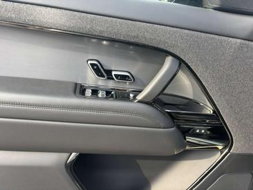 Land Rover Range Rover Sport D250 — photo 11