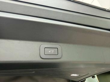 Land Rover Range Rover Sport D250 — photo 17