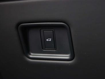 Land Rover Range Rover Sport D250 — photo 26