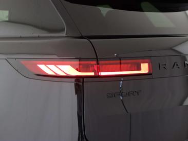 Land Rover Range Rover Sport D250 — photo 38