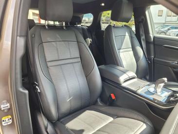 Land Rover Range Rover Evoque P250 (2022) — photo 9