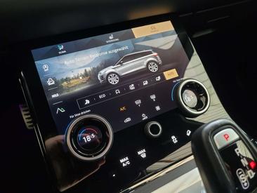 Land Rover Range Rover Evoque P250 (2022) — photo 20