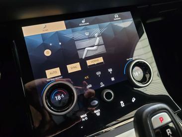 Land Rover Range Rover Evoque P250 (2022) — photo 21