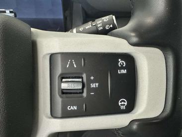 Land Rover Defender 110 75th Anniversary Edition — photo 22