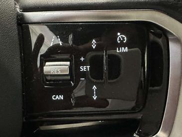 Land Rover Range Rover Evoque D165 — photo 23