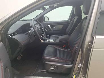 Land Rover Discovery Sport P300e — photo 3