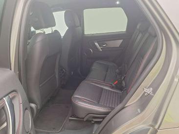 Land Rover Discovery Sport P300e — photo 4